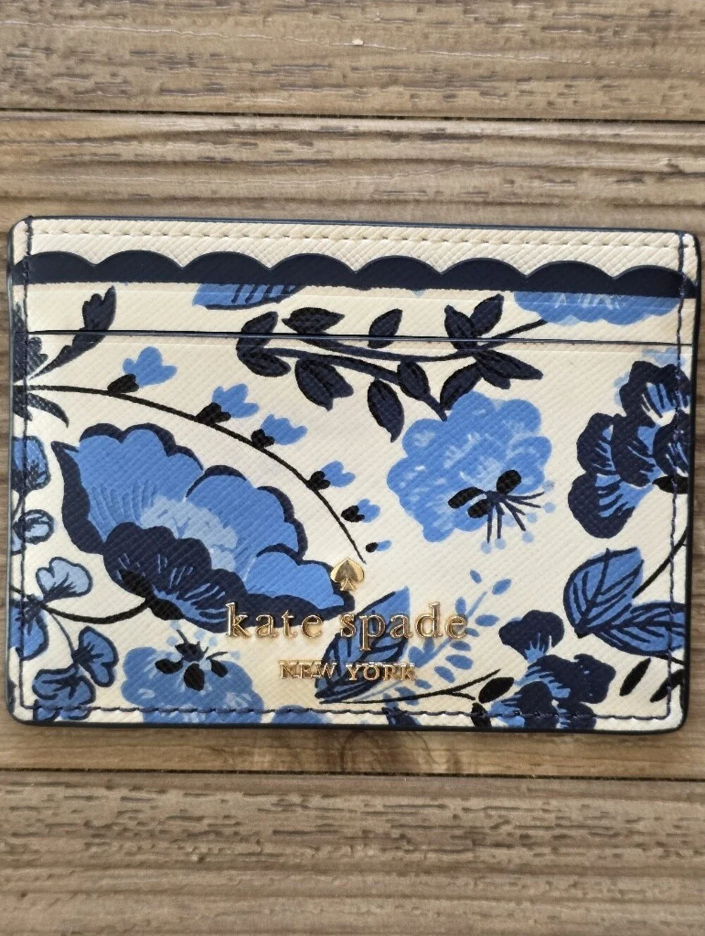 Kate Spade Madison Vase Floral Small Slim Card Holder - Blue/White Scallop Trim